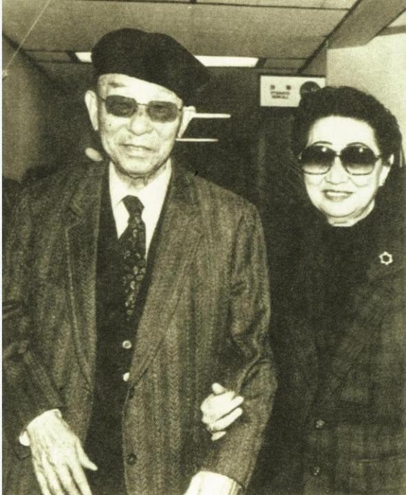 张学良 赵一荻 恋情_张学良 蒋士云 情感纠葛_张学良最爱蒋士云