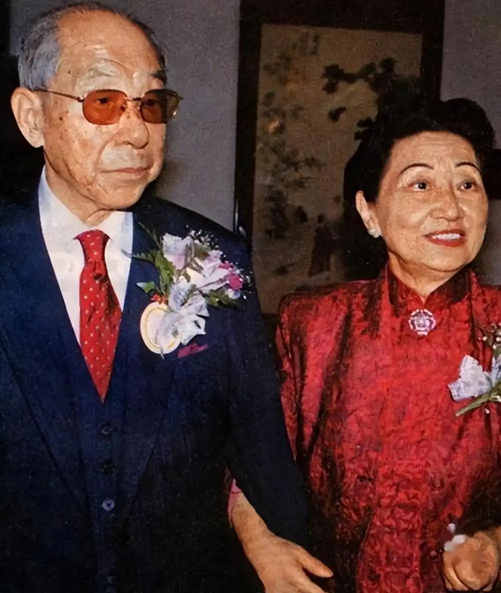 张学良最爱蒋士云_张学良与赵一荻爱情故事_张学良蒋士云情感纠葛