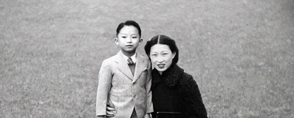 张学良与赵一荻爱情经历_张学良魅力与爱情故事_张学良最爱蒋士云