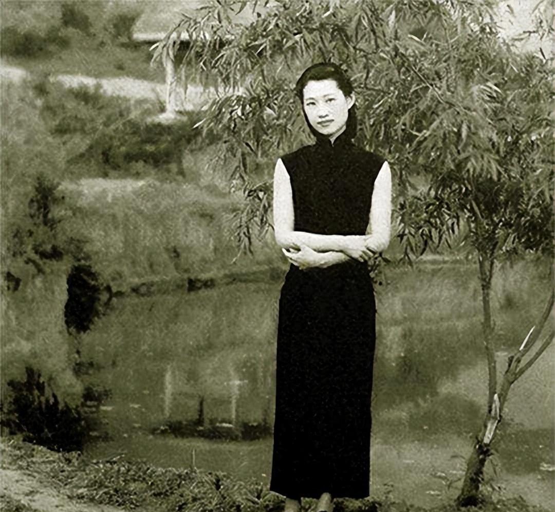 张学良最爱蒋士云_张学良与赵一荻爱情经历_张学良魅力与爱情故事
